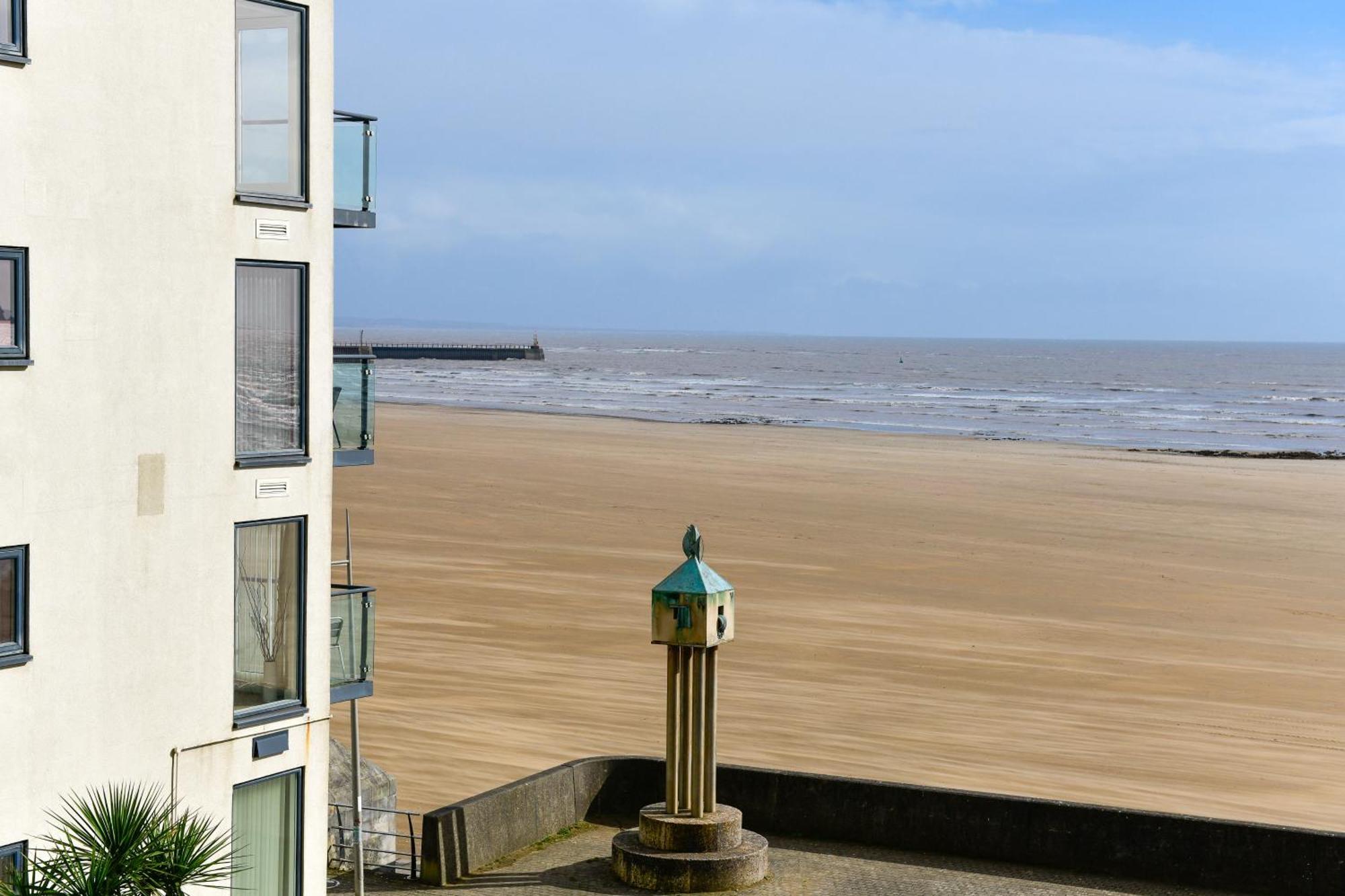 View 1 Bed With Parking Apartment